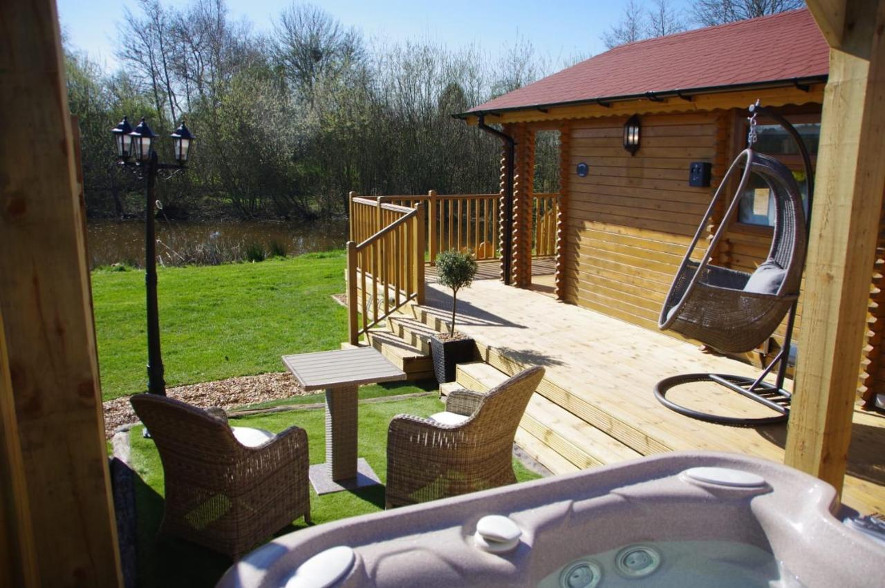 Balmoral Studio Lodge Ellesmere Kültér fotó